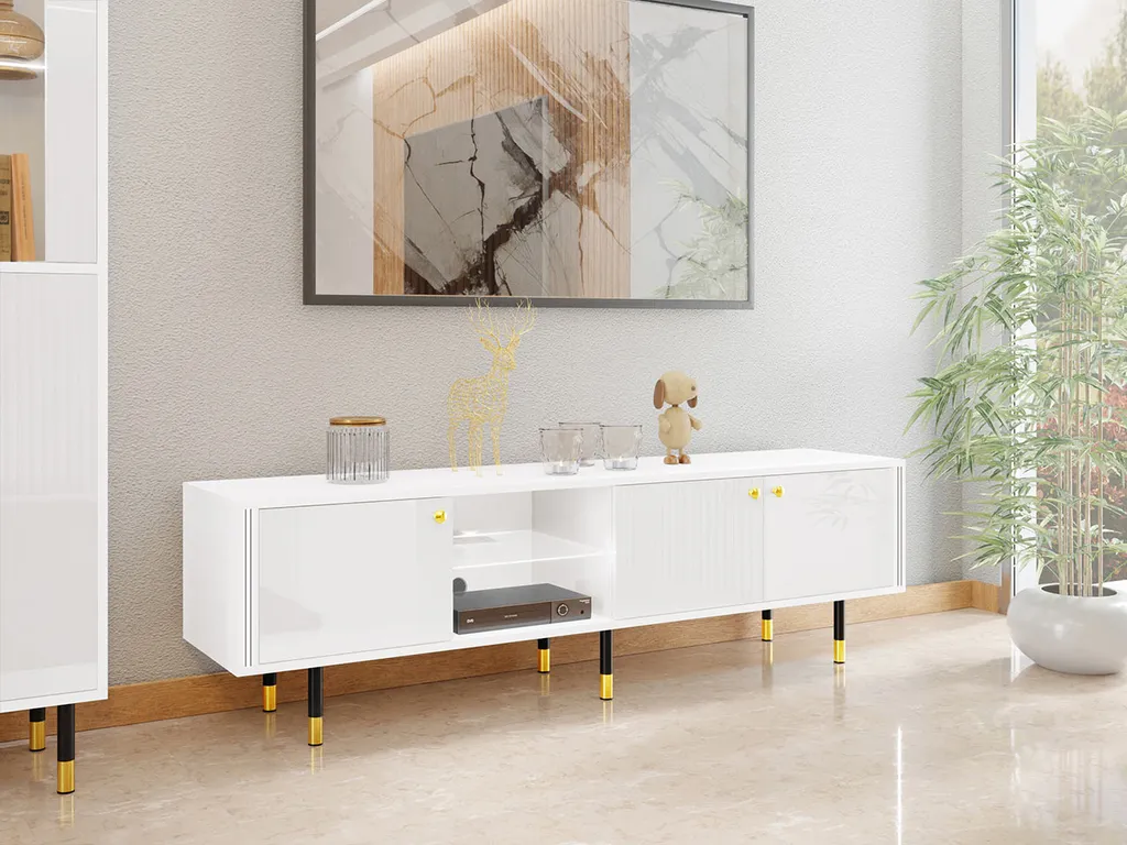 Mirjan24 TV-Lowboard Crystal RTV 180 03 Mit LED-Beleuchtung, TV-Tisch Mit 3 Türen, Metallfüße, Runde Gold Griffe (Farbe: Weiß / Weiß Hochglanz) 4 Mirjan24 TV-Lowboard Crystal RTV 180 03 Mit LED-Beleuchtung, TV-Tisch Mit 3 Türen, Metallfüße, Runde Gold Griffe (Farbe: Weiß / Weiß Hochglanz) – Bild 4